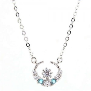 Cubic Zirconia Graceful Star and Moon Combo Design Women Fashion Necklace