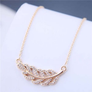 Luxrious Fashion Cubic Zirconia Leaf Pendant Korean Style Women Costume Necklace - Golden