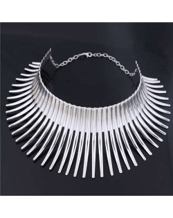 Bold Rivets Punk Style High Fashion Alloy Women Statement Necklace - Silver