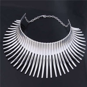 Bold Rivets Punk Style High Fashion Alloy Women Statement Necklace - Silver