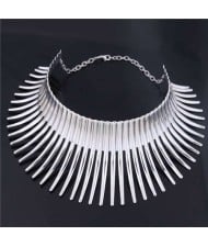 Bold Rivets Punk Style High Fashion Alloy Women Statement Necklace - Silver