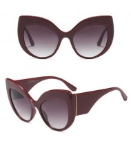 6 Colors Available Bold Modern Frame High Fashion Women Sunglasses