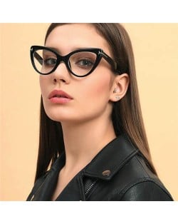 6 Colors Available Unique Cat Eye Design Frame High Fashion Women Sunglasses