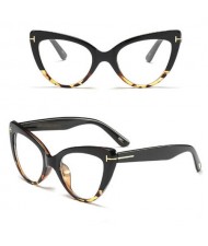 6 Colors Available Unique Cat Eye Design Frame High Fashion Women Sunglasses