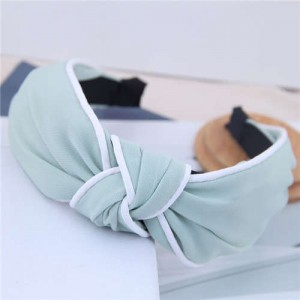 White Stripe Decorated Solid Color Korean Fashion Cloth Women Hair Hoop - Light Green
