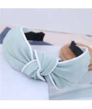 White Stripe Decorated Solid Color Korean Fashion Cloth Women Hair Hoop - Light Green
