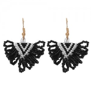 Bohemian Beads Weaving Seashell Fashion Women Costume Earrings - Black