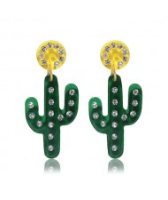 Dangling Cactus Design High Fashion Women Statement Earrings - Green