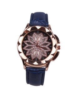 Vintage Hollow Design Floral Index Women Fashion Wrist Watch - Blue