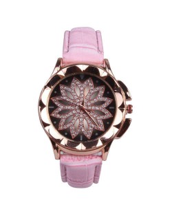 Vintage Hollow Design Floral Index Women Fashion Wrist Watch - Pink