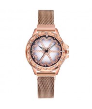 Rhinestone Embellished Floral Pattern Concise Index Women Fashion Wrist Watch - Golden