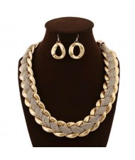 Weaving Pattern Alloy Bold Chain Design Golden Necklace and Earrings Set