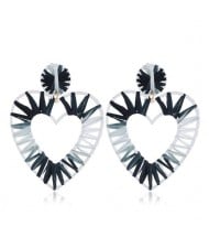 Threads Weaving Hollow Heart Design Women Fashion Statement Earrings - Black