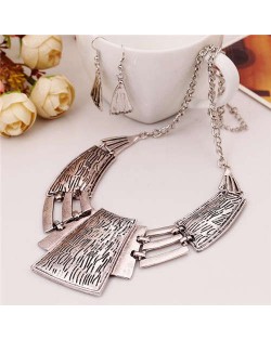 Vintage Tribe Style Hollow Necklace and Earrings Set - Silver
