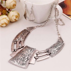 Vintage Tribe Style Hollow Necklace and Earrings Set - Silver