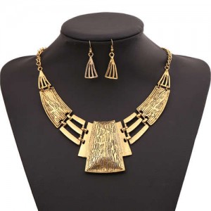 Vintage Tribe Style Hollow Necklace and Earrings Set - Golden
