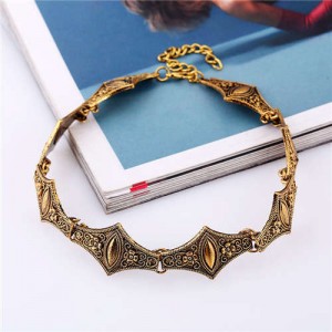 Gem Embellished Vintage Floral Engraving Design Short Women Costume Necklace - Vintage Copper