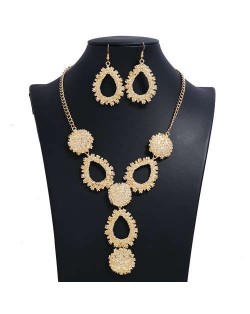Waterdrops Design Bold Fashion Necklace and Earrings Set - Golden