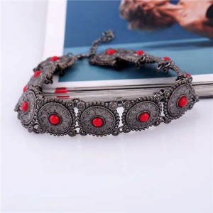 Artificial Turquoise Embellished Vintage Floral Pattern Short Women Necklace - Gray