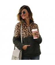 Leopard Prints Jointed Design High Fashion Hooded Long Sleeves Women Top - Green