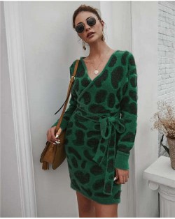 Leopard Prints V-neck Waistband Decorated Winter Fashion One-piece Women Dress - Green