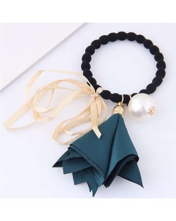 Trumpet Flower Pearl and Bowknot Decorated Korean Fashion Hair Band - Ink Green