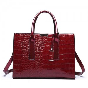 (3 Colors Available) Crocodile Texture Luxurious Design High Fashion Women Handbag/ Shoulder Bag