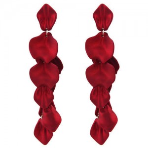 Romantic Petals Design High Fashion Dangling Women Statement Earrings - Red