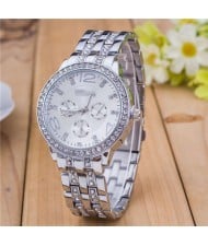 Rhinestone Inlaid Multiple Indexes Design Steel High Fashion Wrist Watch - Silver