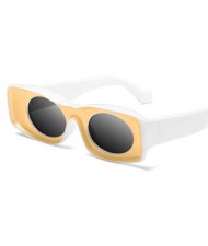 7 Colors Available Hip-hop Fashion Bold Style Frame KOL Preferred Sunglasses