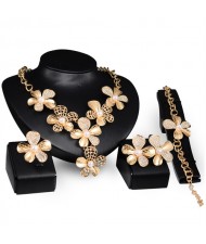 Delicate Flowers Decorated Unique Fashion 3pcs Alloy Costume Jewelry Set