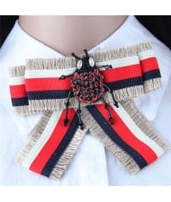Rhinestone Beetle Decorated Cloth Fashion Women Brooch - Gray