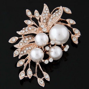 Czeche Rhinestone and Pearl Embellished Luxurious Flower Design Golden Alloy Women Brooch