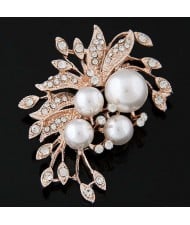 Czeche Rhinestone and Pearl Embellished Luxurious Flower Design Golden Alloy Women Brooch