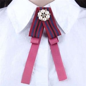 Artificial Pearl Flower Decorated Cloth High Fashion Women Brooch - Pink