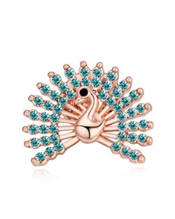 Crystal Embellished Peacock Design High Fashion Women Brooch - Blue