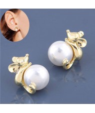 Pearl Fashion Golden Mice Design High Fashion Women Earrings