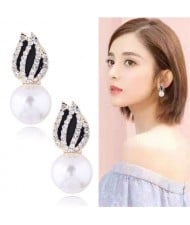 Rhinestone Embellished Artificial Pearl Tulip Design Women Alloy Earrings - White