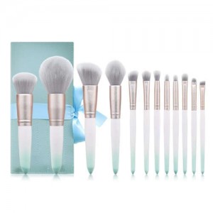 12 pcs Gradient Green Matting Texture Handle High Fashion Women Cosmetic Makeup Brushes Gift Bag Set
