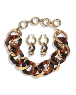 Creative Chain Design Cool Fashion Bold Alloy Women Statement Necklace and Earrings Set - Brown