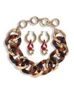 Creative Chain Design Cool Fashion Bold Alloy Women Statement Necklace and Earrings Set - Red