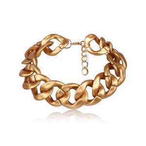 Golden Bold Chain Punk High Fashion Women Short Costume Alloy Necklace