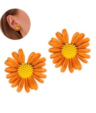 Graceful Daisy Design Korean Fashion Women Earrings - Golden Yellow