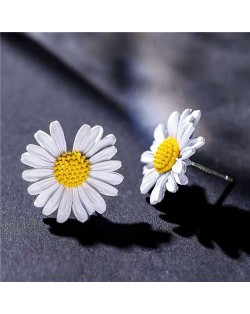 Graceful Daisy Design Korean Fashion Women Earrings - White
