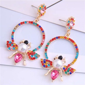 Rhinestone Bee Design Shining Hoop Fashion Women Earrings - Multicolor