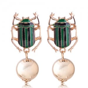 Contrast Colors Beetle Design High Fashion Women Alloy Statement Earrings - Black and Green