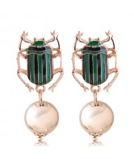 Contrast Colors Beetle Design High Fashion Women Alloy Statement Earrings - Black and Green