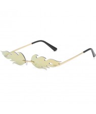 6 Colors Available Flame Shape Design High Fashion Women Sunglasses