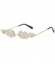 6 Colors Available Flame Shape Design High Fashion Women Sunglasses