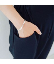 Simple Fashion Design White Copper Chain Women Bracelet
